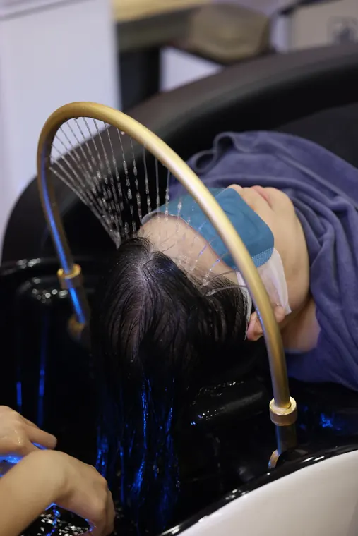 美甲与头疗同店体验怎么安排