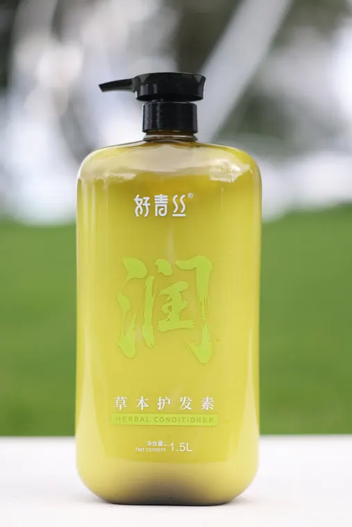 好青丝养发头皮养护服务场景实拍：深圳福田产后掉发头皮护理